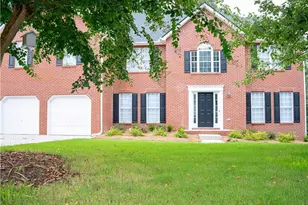 1860 Pinehurst View Dr, Grayson, GA 30017 - Photo 2