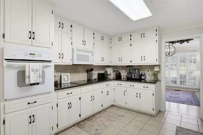 1656 Windcrest Drive SW, Marietta, GA 30064 - Photo 20