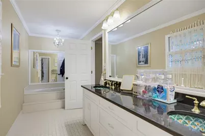 1656 Windcrest Drive SW, Marietta, GA 30064 - Photo 32