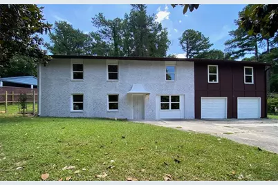 2830 Allegro Drive NW, Atlanta, GA 30318 - Photo 2