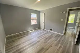2830 Allegro Dr NW, Atlanta, GA 30318 - Photo 12