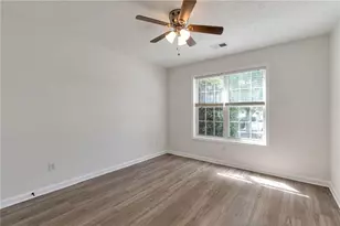 2197 Oakland Walk Dr, Lawrenceville, GA 30044 - Photo 16