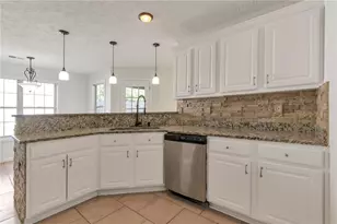 2197 Oakland Walk Dr, Lawrenceville, GA 30044 - Photo 6