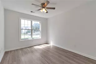 2197 Oakland Walk Dr, Lawrenceville, GA 30044 - Photo 12