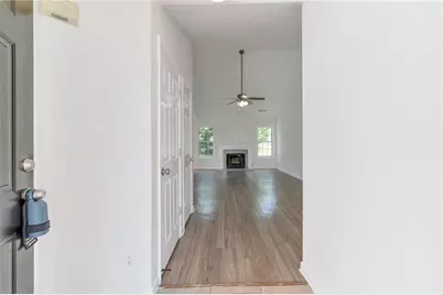 2197 Oakland Walk Drive, Lawrenceville, GA 30044 - Photo 4