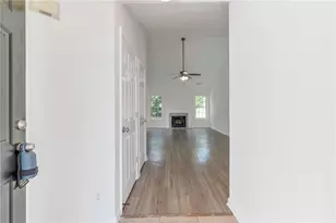 2197 Oakland Walk Dr, Lawrenceville, GA 30044 - Photo 4