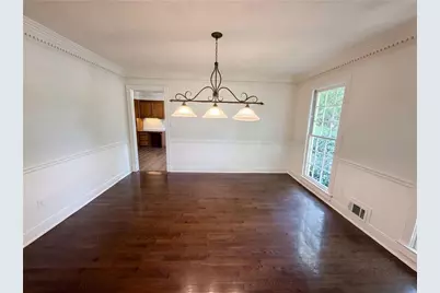 4379 Inns Brook Drive, Snellville, GA 30039 - Photo 8