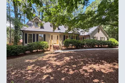 4379 Inns Brook Drive, Snellville, GA 30039 - Photo 1