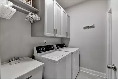 5198 Ashley Drive SW, Lilburn, GA 30047 - Photo 32