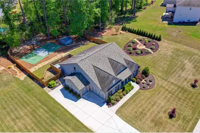 5198 Ashley Drive SW, Lilburn, GA 30047 - Photo 4