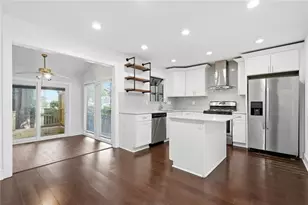 2226 Spring Walk Ct, Atlanta, GA 30341 - Photo 4
