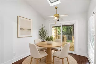 2226 Spring Walk Ct, Atlanta, GA 30341 - Photo 6