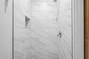 2226 Spring Walk Ct, Atlanta, GA 30341 - Photo 24