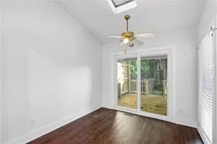 2226 Spring Walk Ct, Atlanta, GA 30341 - Photo 12