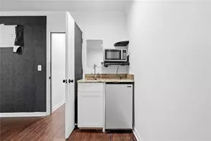 2226 Spring Walk Ct, Atlanta, GA 30341 - Photo 24