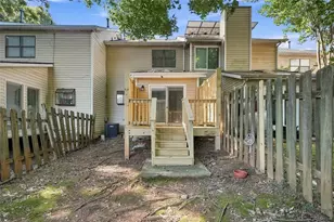 2226 Spring Walk Ct, Atlanta, GA 30341 - Photo 30