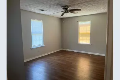 1131 Classic Trail #B, Monroe, GA 30655 - Photo 8