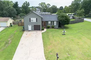 3802 Saddle Ridge Dr, Snellville, GA 30039 - Photo 1