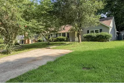 324 Farm Place Court NE, Woodstock, GA 30188 - Photo 2