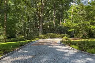 35 Valley Rd NW, Atlanta, GA 30305 - Photo 2