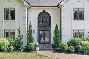 4013 Almond Ct, Marietta, GA 30062 - Photo 2