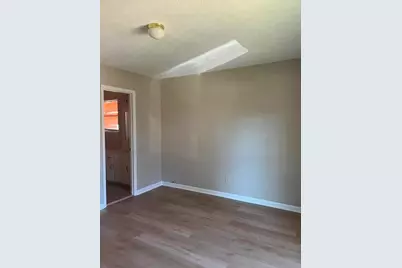 1290 Knoll Court NW #B, Conyers, GA 30012 - Photo 18