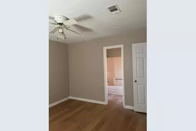 1290 Knoll Court NW #B, Conyers, GA 30012 - Photo 8