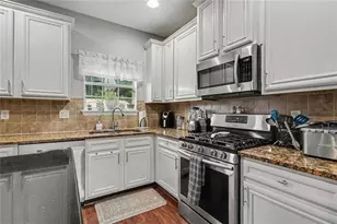 110 Newry Dr, Atlanta, GA 30349 - Photo 16