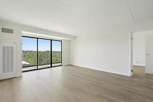 2460 Peachtree Road NE, Atlanta, GA 30305 - Photo 12