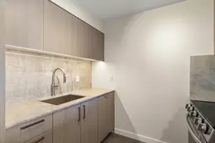 2460 Peachtree Road NE, Atlanta, GA 30305 - Photo 4