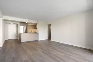 2460 Peachtree Road NE, Atlanta, GA 30305 - Photo 12