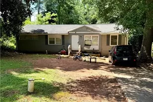 3419 Pinehill Dr, Decatur, GA 30032 - Photo 1