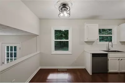 3242 Boulder Brook Drive, Lithonia, GA 30038 - Photo 12