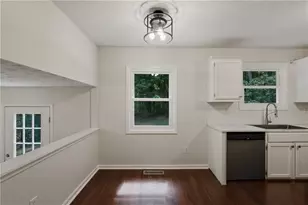 3242 Boulder Brook Dr, Lithonia, GA 30038 - Photo 12