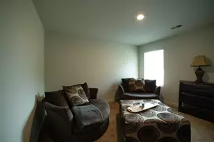 1193 Bluecoat Cir, Hampton, GA 30228 - Photo 4