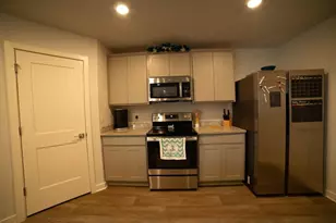 1193 Bluecoat Cir, Hampton, GA 30228 - Photo 8