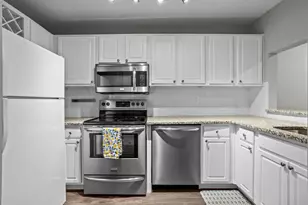 3655 Habersham Rd, Atlanta, GA 30305 - Photo 4