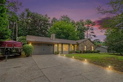 2713 Post Oak Drive, Marietta, GA 30062 - Photo 4