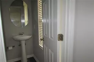 5901 Ravensway Dr, Lithonia, GA 30058 - Photo 4