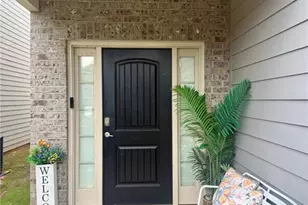 2614 Lovejoy Crossing Ln, Hampton, GA 30228 - Photo 2