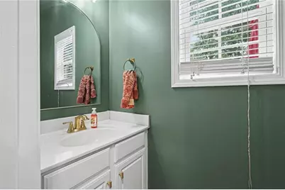 1001 City Market Street, Hoschton, GA 30548 - Photo 18