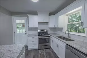 3360 Emerson St SE, Smyrna, GA 30082 - Photo 12