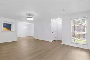 204 Berkeley Woods Dr, Duluth, GA 30096 - Photo 6