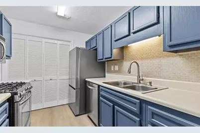 204 Berkeley Woods Drive, Duluth, GA 30096 - Photo 10