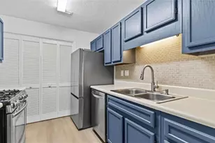 204 Berkeley Woods Dr, Duluth, GA 30096 - Photo 10