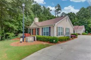 184 Camry Ln, Grayson, GA 30017 - Photo 2