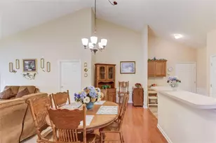184 Camry Ln, Grayson, GA 30017 - Photo 10