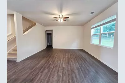 306 Walnut Grove Way, Pendergrass, GA 30567 - Photo 4