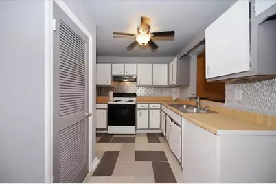 2498 Robinhood Drive, Ellenwood, GA 30294 - Photo 8