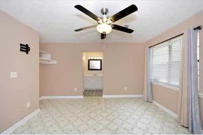 2498 Robinhood Drive, Ellenwood, GA 30294 - Photo 10